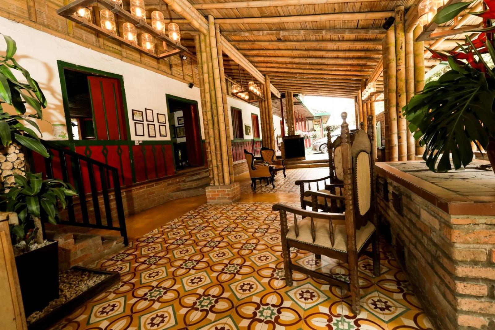 Hotel Visperas Santa Rosa de Cabal Exterior photo